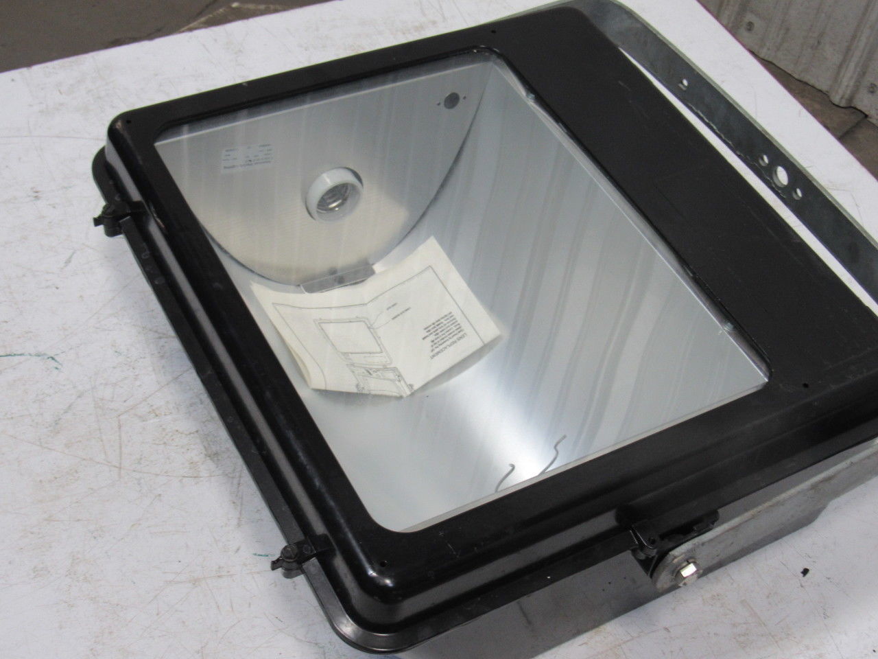 AMERICAN ELECTRIC LIGHTING 77X1MCA48076YGBK ULTRAFLOOD Floodlight 1000W 480V
