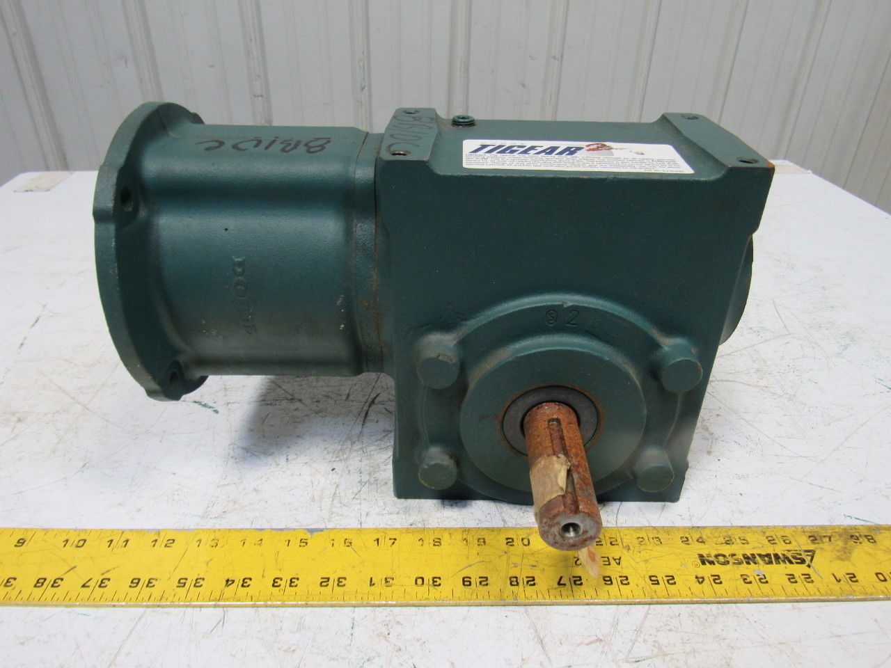 Dodge 26A10R14 10:1 Ratio 1750RPM 4.83Hp Input 175 RH Output Gear Reducer