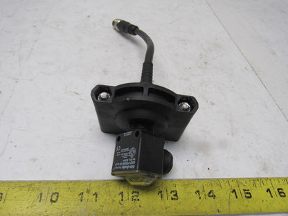 Allen Bradley 60-2762-2 21.6-132V AC/DC Retro Reflective Sensor W/ Tilt Bracket