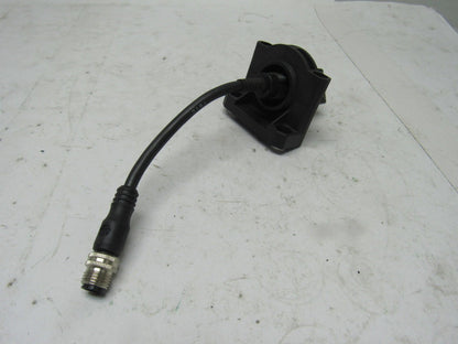 Allen Bradley 60-2762-2 21.6-132V AC/DC Retro Reflective Sensor W/ Tilt Bracket
