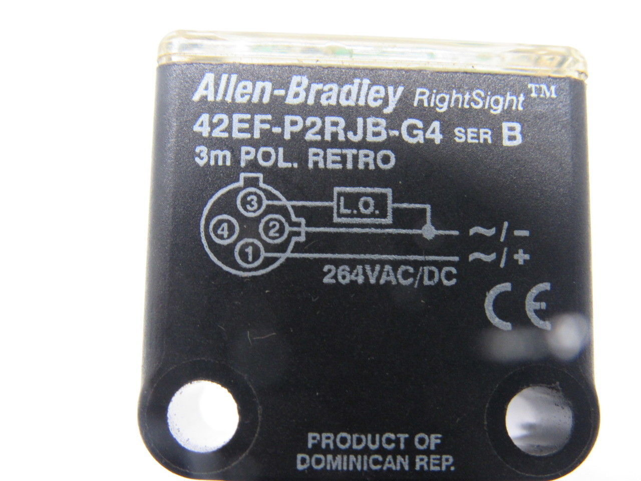 Allen Bradley 60-2762-2 21.6-132V AC/DC Retro Reflective Sensor W/ Tilt Bracket