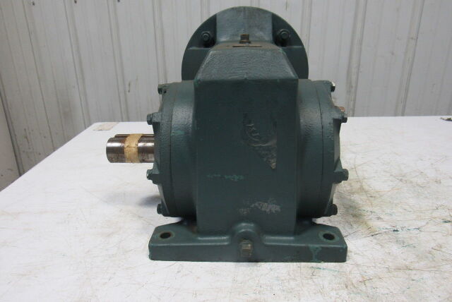 Dodge 180WM28A13 12.7:1 Ratio 1750RPM 5Hp Input 138RPM RH Output Gear Reducer