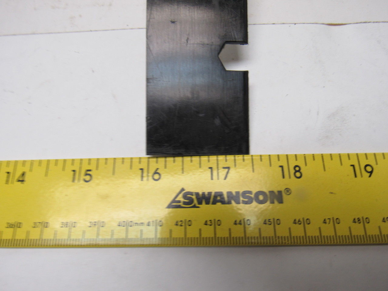 Roller Conveyor Skirting Edge For 7/16" Hex Rollers 3" Centers 24" OAL Lot Of 70