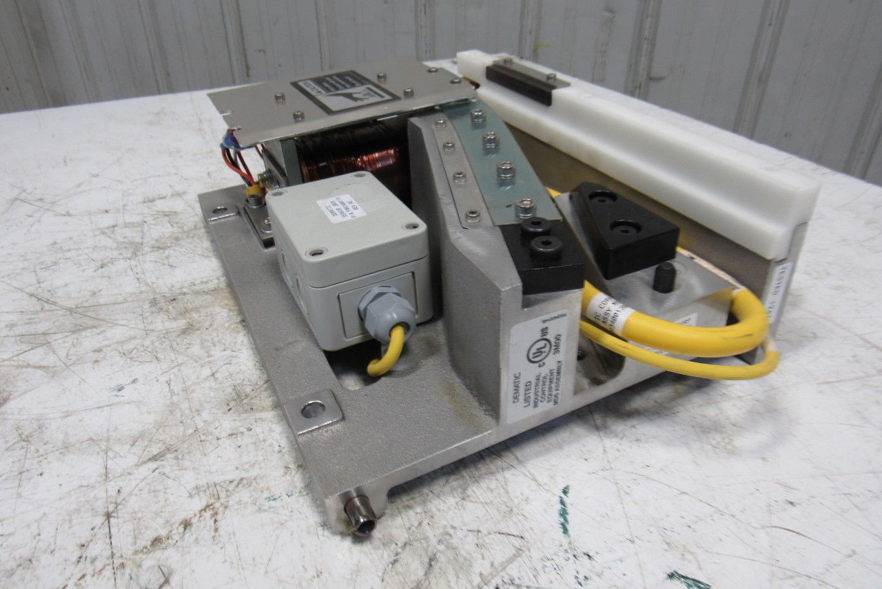 Dematic F003400118 Rev AE Divert Switch Magnetic Right Hand 1 Way