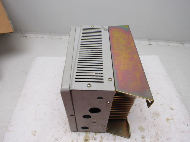 Allen Bradley 1336S-BRF20-AA-EN4-HA2-L6 380/480V Input 0-400Hz 3Ph 2Hp VF Drive