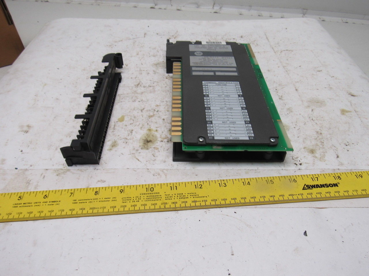 Allen Bradley 1771-OQ16 Ser A 24VDC Isolation Module
