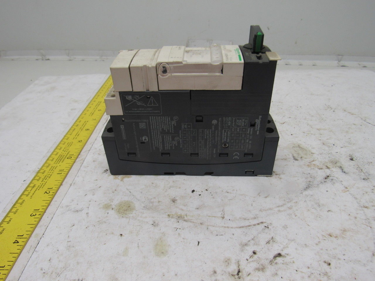 Schneider TeSys LUCA05FU 600V 10Hp 3Ph Manual Starter Overload 1.7-5.0A