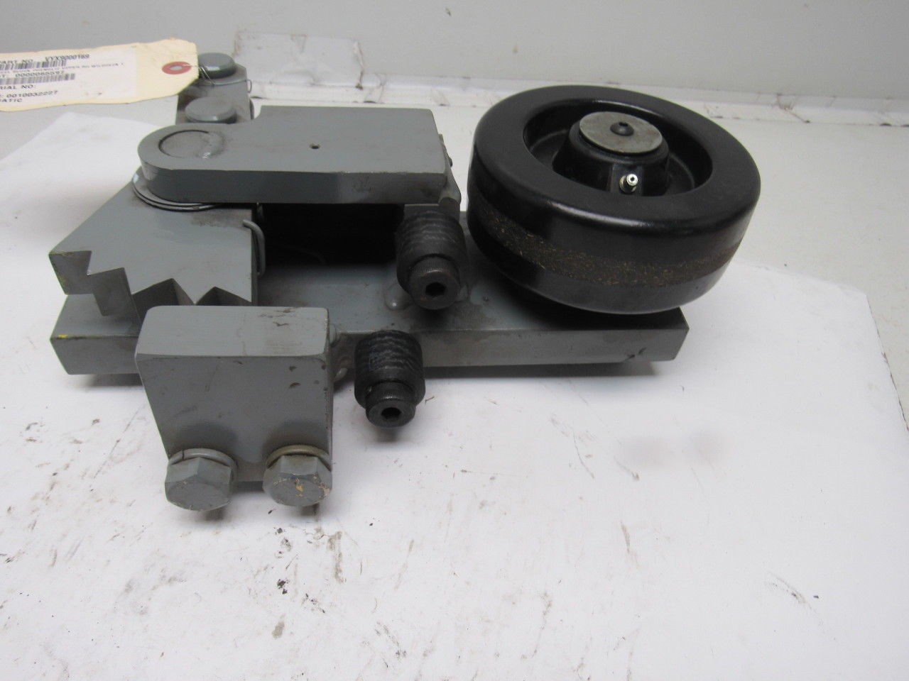 Wildeck LL3336 Upper Right Hand Wheel Block 5-1/2" Phenolic