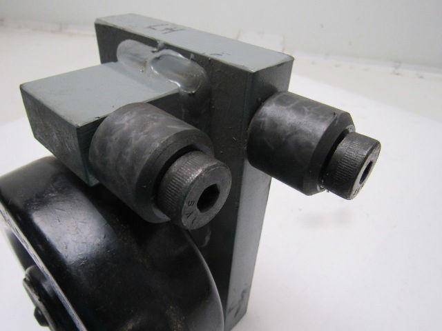 WildDeck LL3336 Lower Left Hand Wheel Block 5-1/2" Phenolic