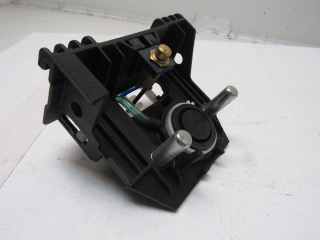 Dematic 06881-02126 06881-00050 Right Hand Pressure Assembly Bracket W/Manifold