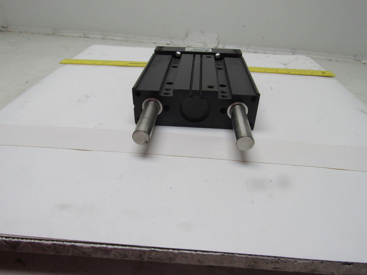 Destaco Robohand DLT-20-E-C-2 Pneumatic Slide 2" Stroke