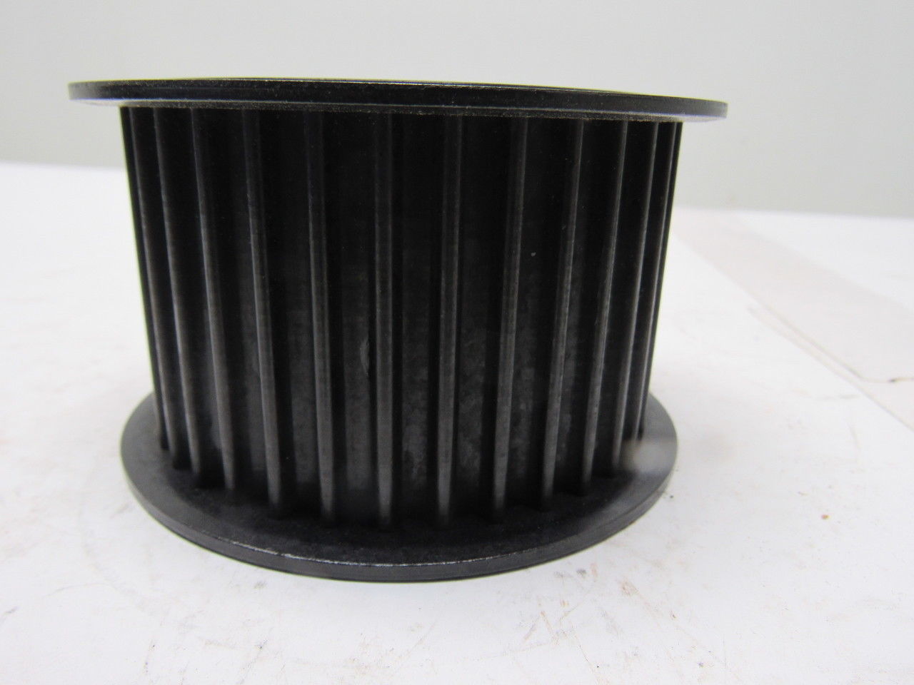 Baldor TL16H100 1/2" Pitch 1" Belt Width 16T Timing Belt Pulley 1108 Bushed