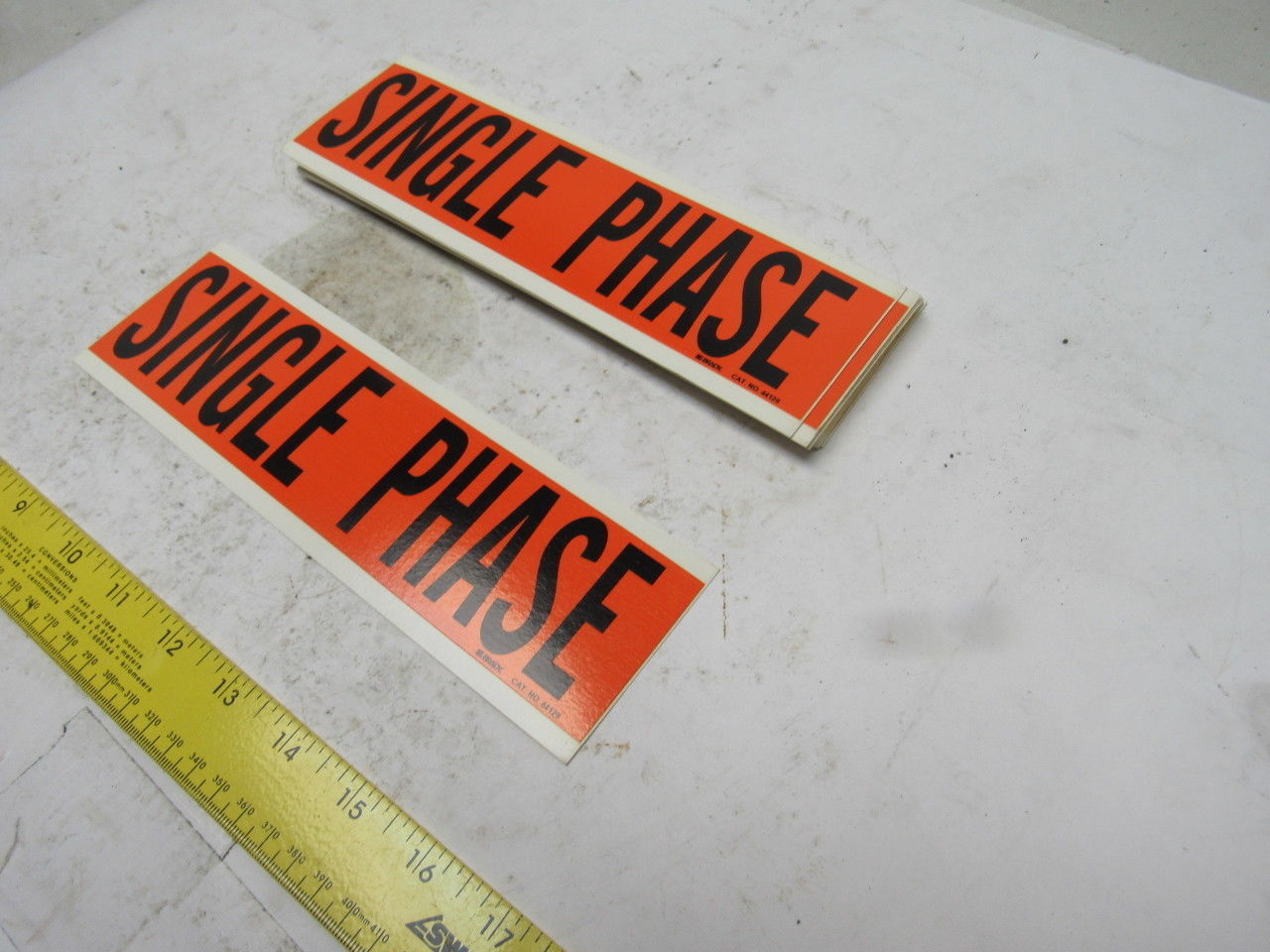 Brady 44129 9" x 2-1/4" Single Phase Conduit Box Marker Label Lot Of 25