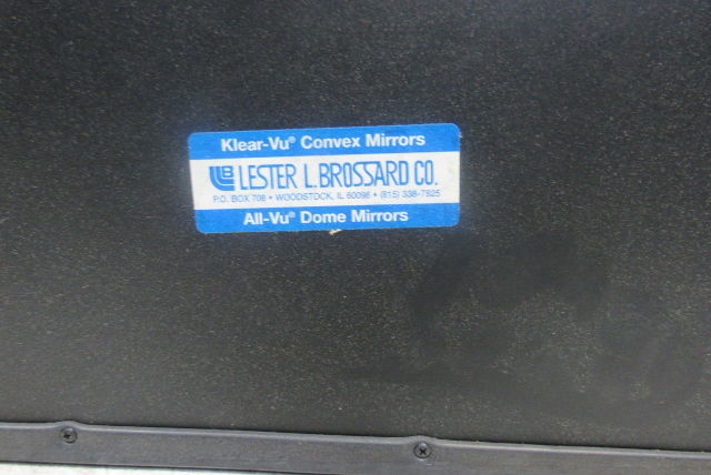 Lester L. Brossard P2436 160-¦ View Convex Roundtangular Safety Mirror
