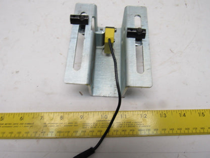 Banner Q23SN6RMHSQ-72658 10-30 VDC Photoeye Photoelectric Sensor