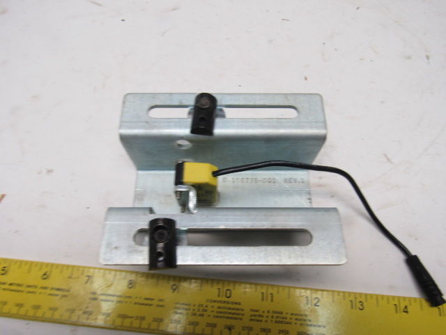 Banner Q23SN6RMHSQ-72658 10-30 VDC Photoeye Photoelectric Sensor