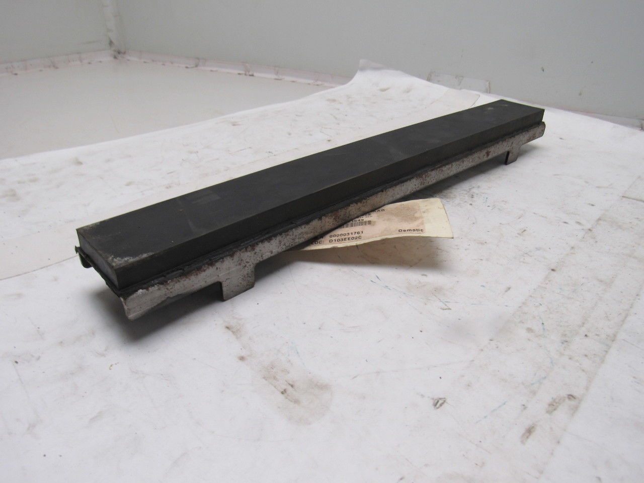 Dematic H000566AAB 18" x 2" Sorting Conveyor Top Brake Assembly CTL Bed