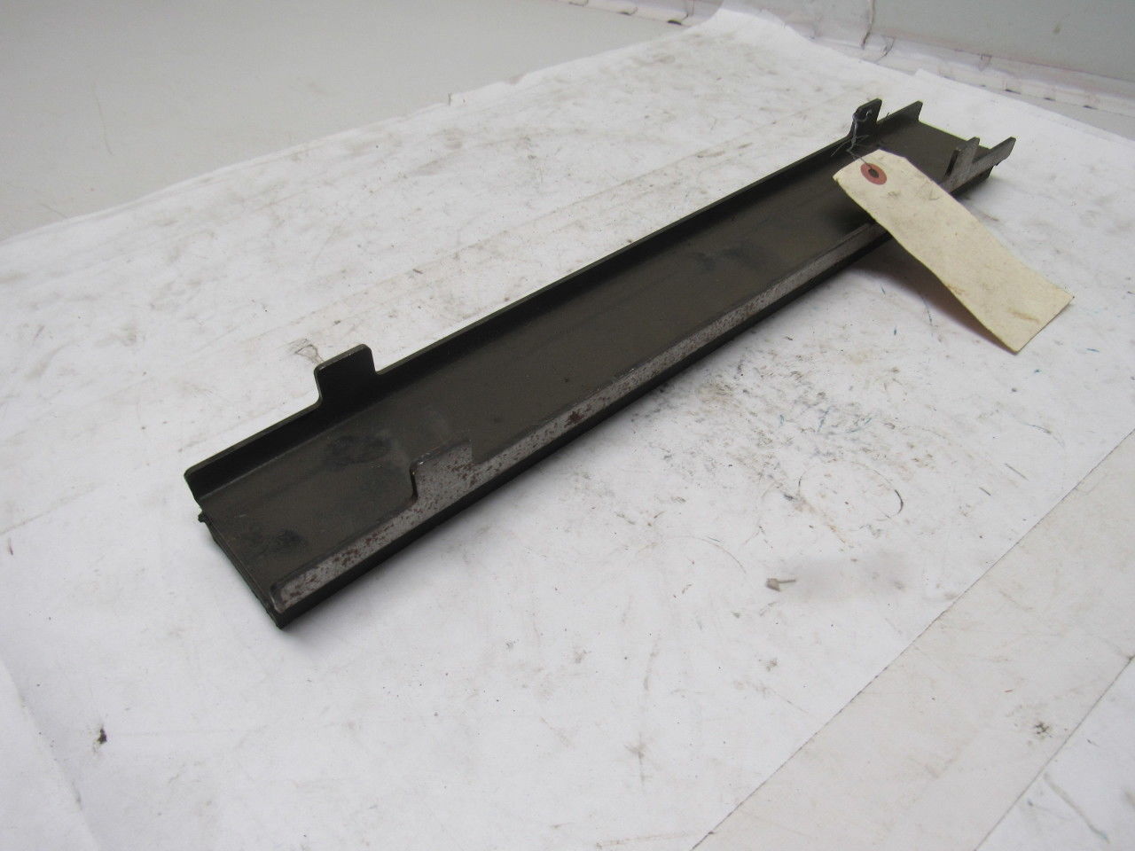Dematic H000566AAB 18" x 2" Sorting Conveyor Top Brake Assembly CTL Bed