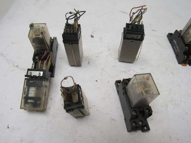 Fuji Omron G2A-432A H3Y Timing Relay And Relay Misc., Lot Of 16 Pieces See Info