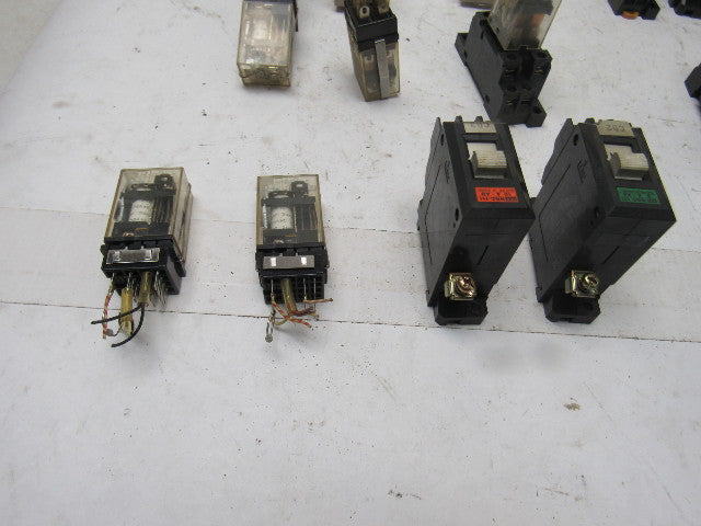 Fuji Omron G2A-432A H3Y Timing Relay And Relay Misc., Lot Of 16 Pieces See Info