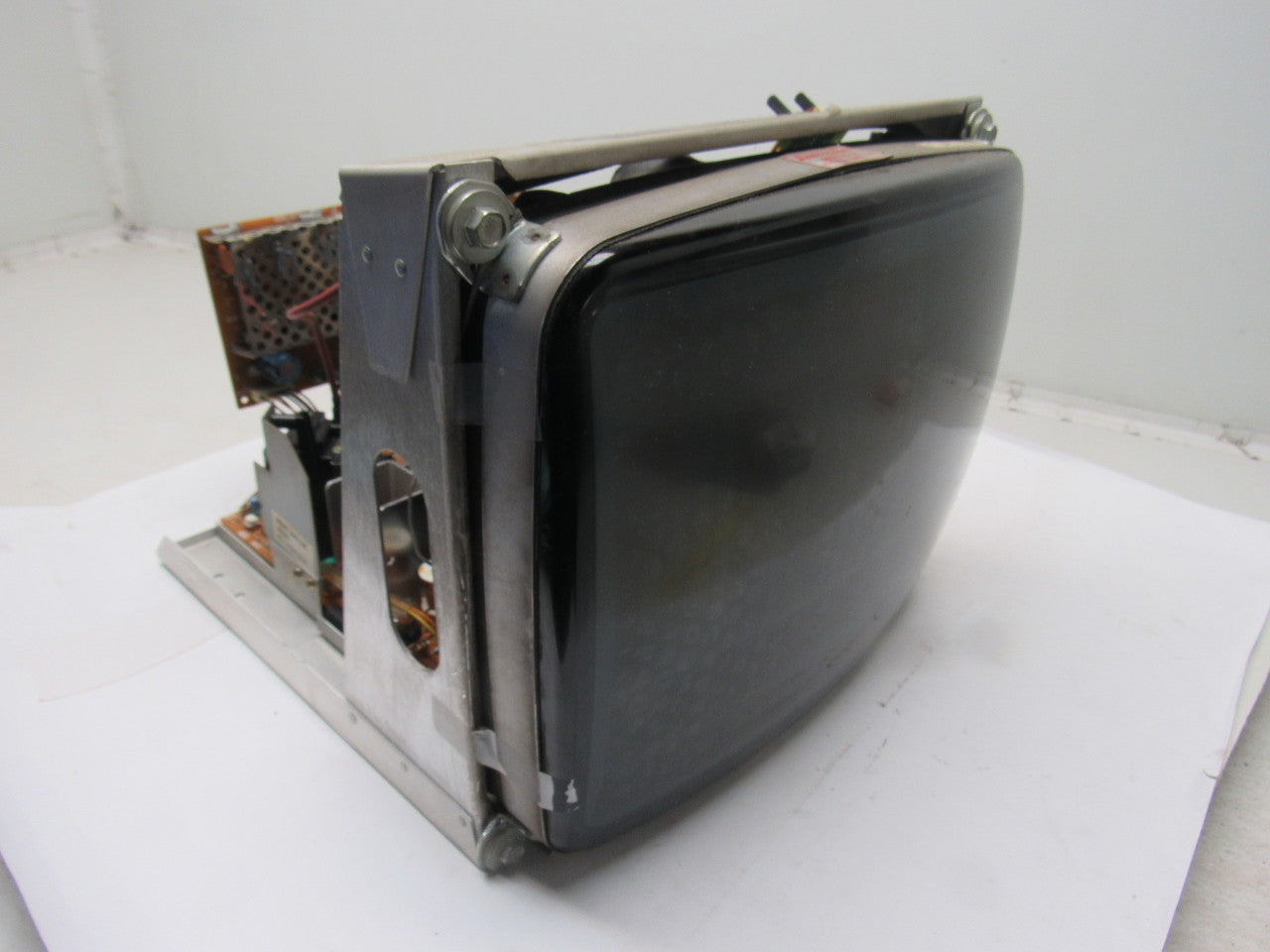 RGB 4110 15" Color Machine Monitor 80-140VAC