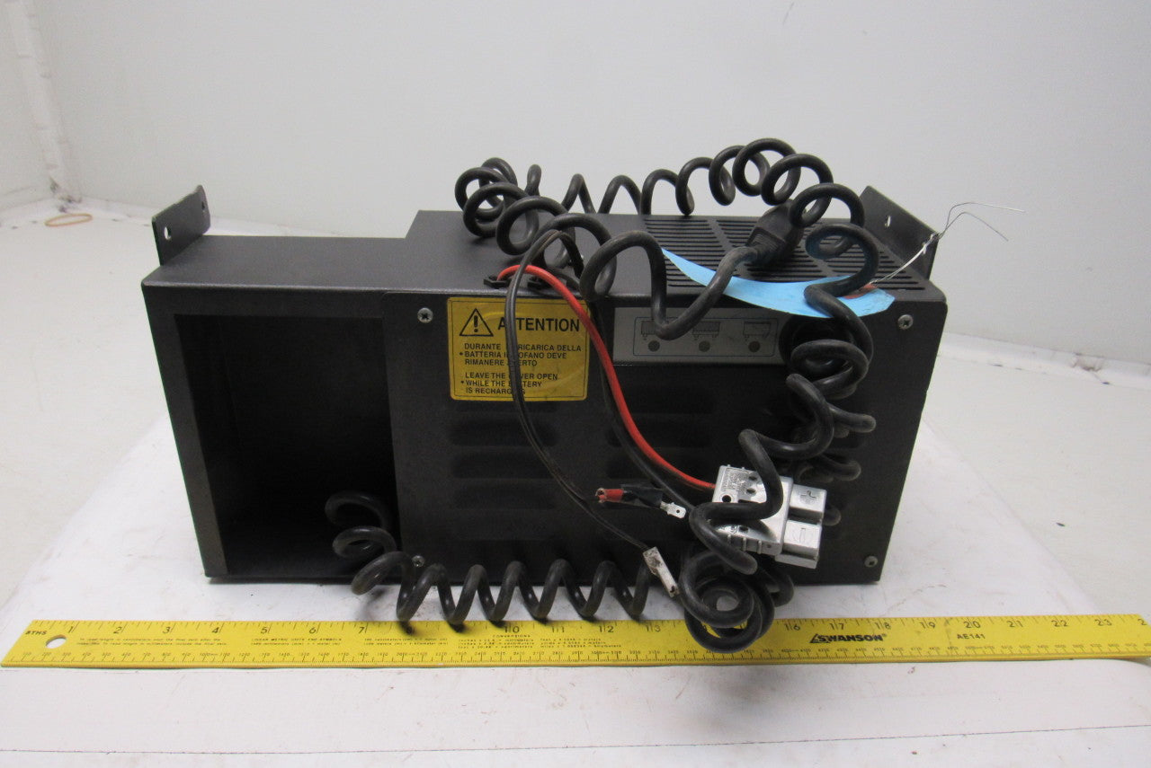 SPE Elettronica CBN1 12-12U 110V 12V 12A 50-130 AH On-Board Battery Charger Pack