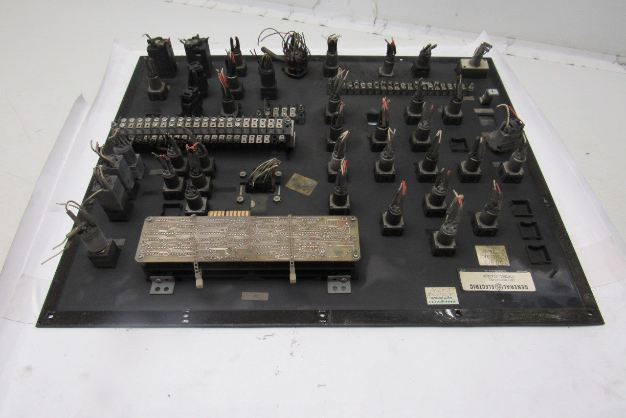 General Electric 3N7700CS102K1 Control Station Warner Swasey CNC