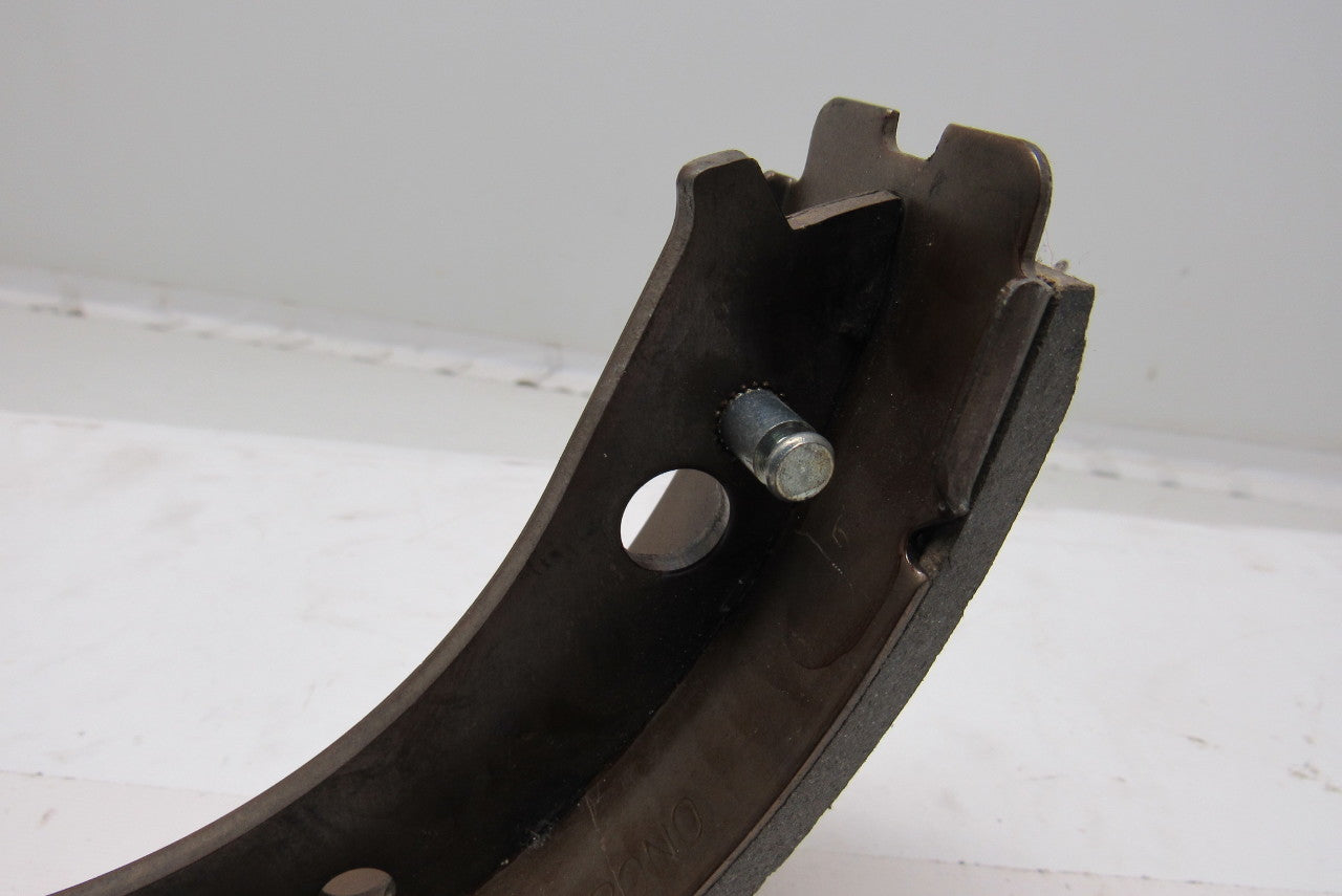 Akebono 44070-0K301 Nissan Forklift Brake Shoe Left Hand
