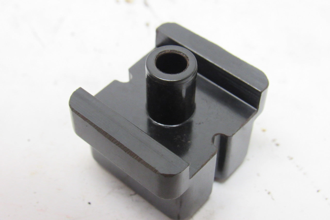 Nissan 29353-L4000 Forklift Contact Holder Lot Of 5