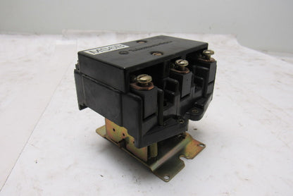 Telemecanique 2160B303AA-22 600V 30A Magnetic Contactor 110V Coil