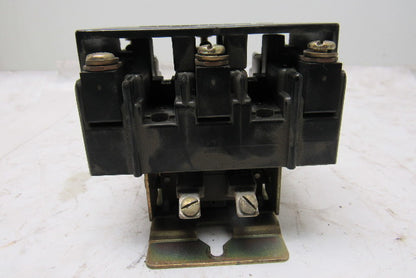 Telemecanique 2160B303AA-22 600V 30A Magnetic Contactor 110V Coil