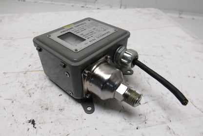 UEDA Seisakusho P5S-10-3T 0.5-10 Pressure Range Pressure Switch
