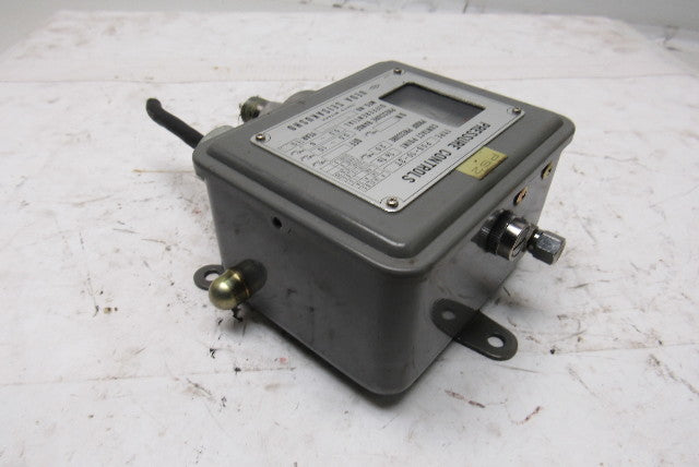 UEDA Seisakusho P5S-10-3T 0.5-10 Pressure Range Pressure Switch