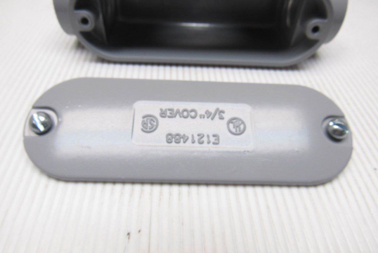 Neer TC-75 3/4" Conduit Body 3 Way With Non Gasketed Covers Lot Of 8