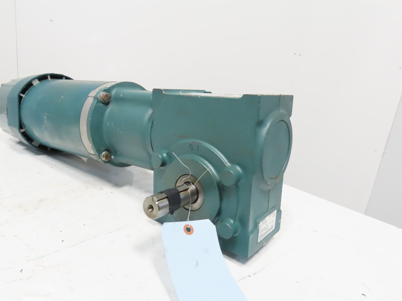 Dodge 26S15R 15:1 Ratio 117RPM 2Hp 208-230/460V 60Hz Right Hand Gear Motor