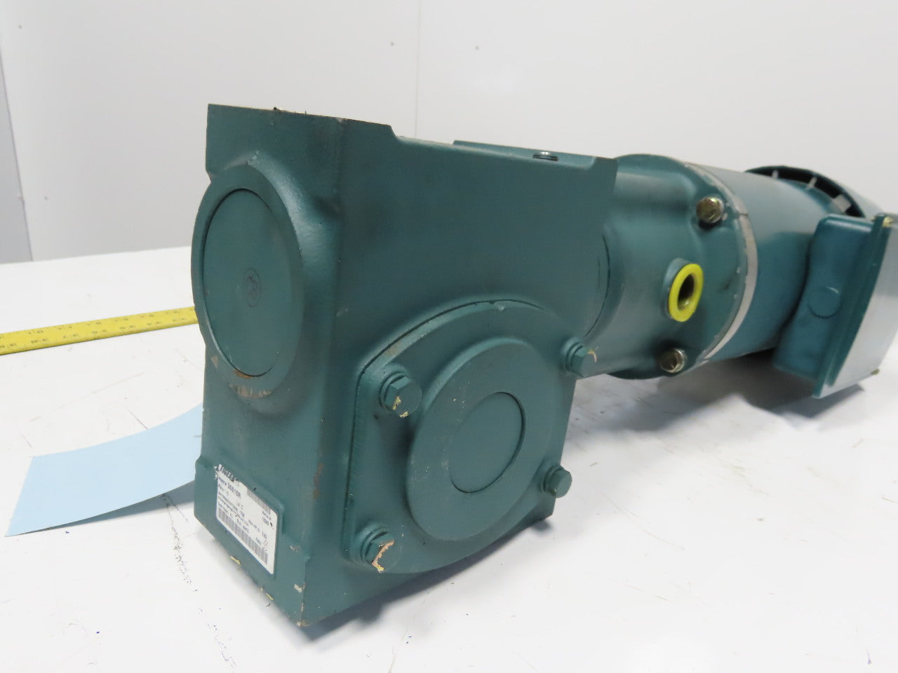 Dodge 26S15R 15:1 Ratio 117RPM 2Hp 208-230/460V 60Hz Right Hand Gear Motor