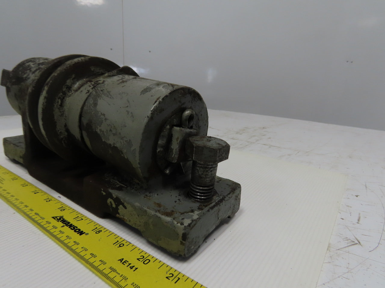 Walsh Model 28 28 Ton OBI Punch Press Incline Tilt Mechanism Screw