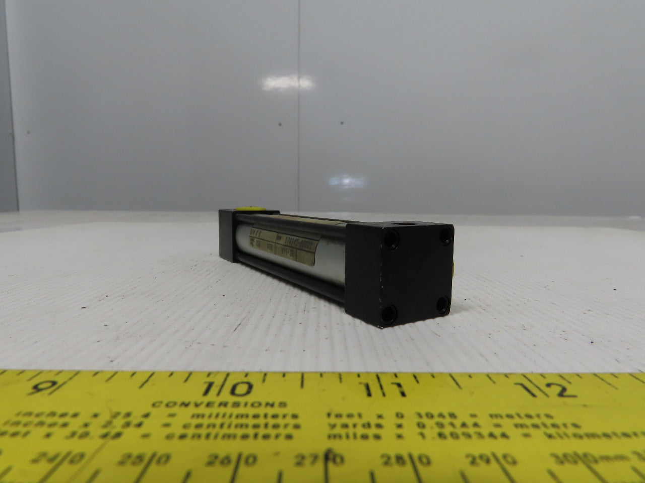 Norgren CA03A-A03-AAA90 3/4" Bore 3" Stroke Double Acting Air Cylinder