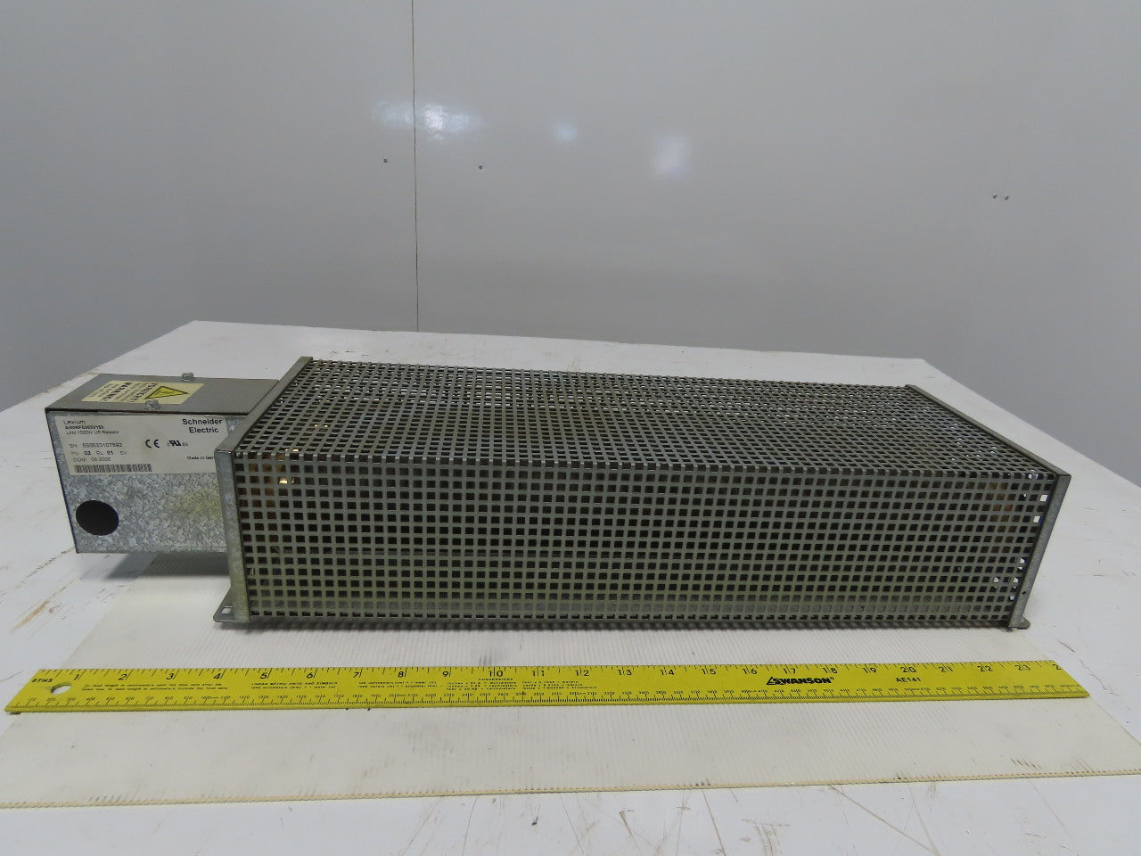 Schneider AM0RFE003V150 Lexium 1500W UR Resistor