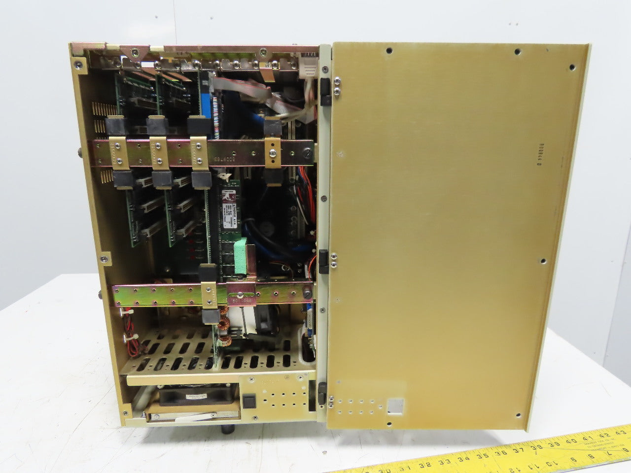 Systel 20Q1SDR-02 SBX2001 7 Slot Wall Mounted Computer 115/230V