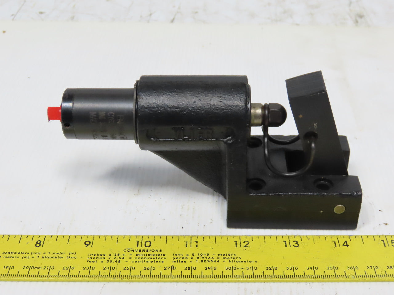Vlier HRC-32 Hydraulic Work Holding Clamp With Enerpac CY6281 3000 PSI Cylinder