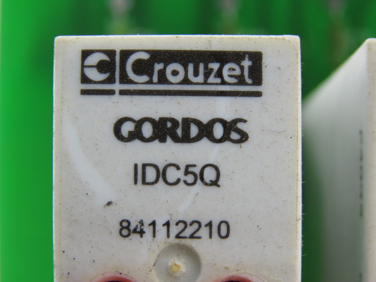 Crouzet 57-464 IDC5BQ 6 Channel I/O Chassis With 6 30VDC Output I/O Modules