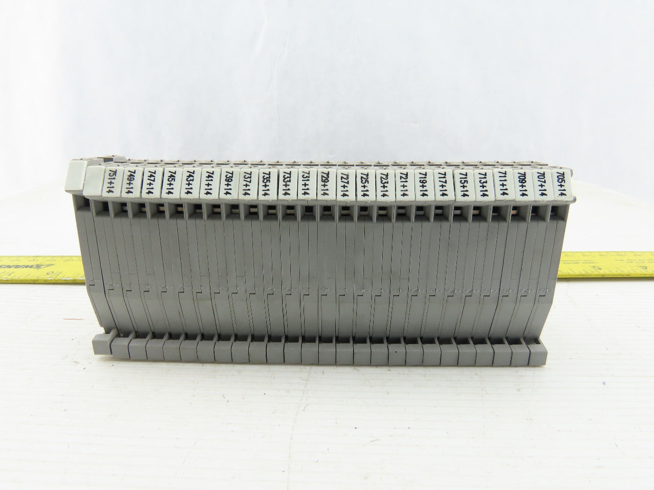 Phoenix Contact VIOK Sensor Actuator Terminal Block Lot Of 26