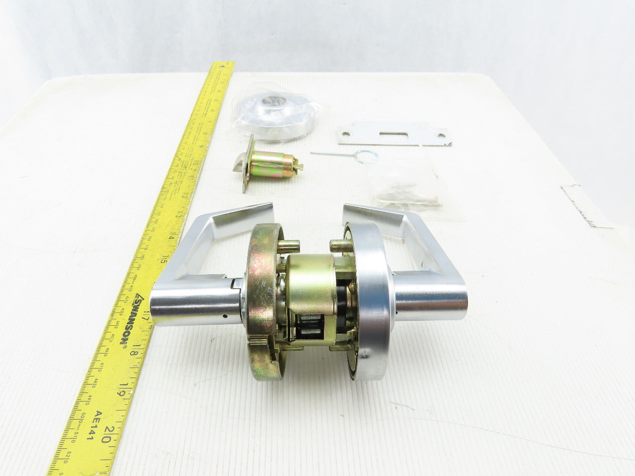 Arrow MLX72 SB 26D 306 R23 Privacy Door Cylindrical Non Locking Lever Set