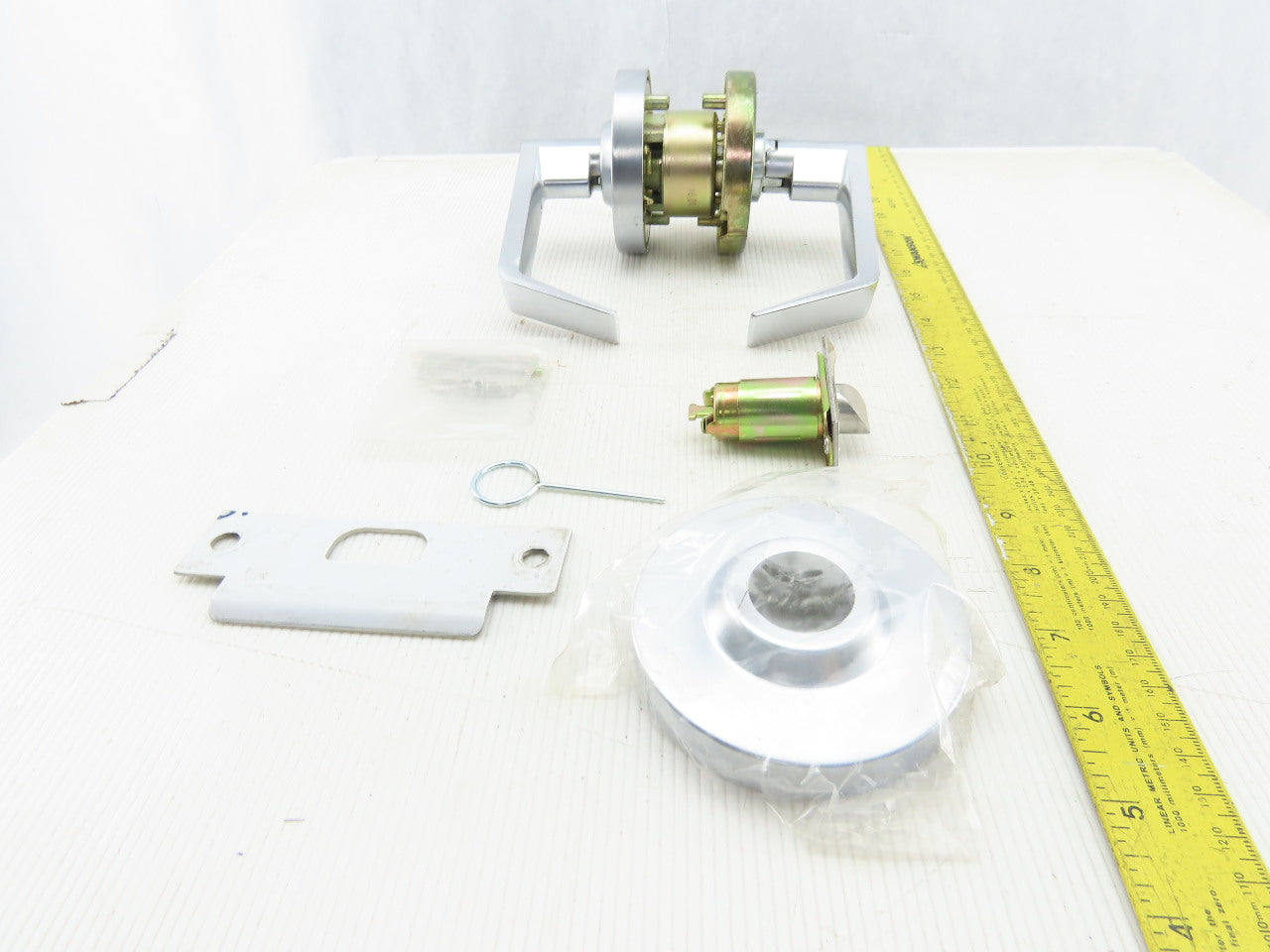 Arrow MLX72 SB 26D 306 R23 Privacy Door Cylindrical Non Locking Lever Set