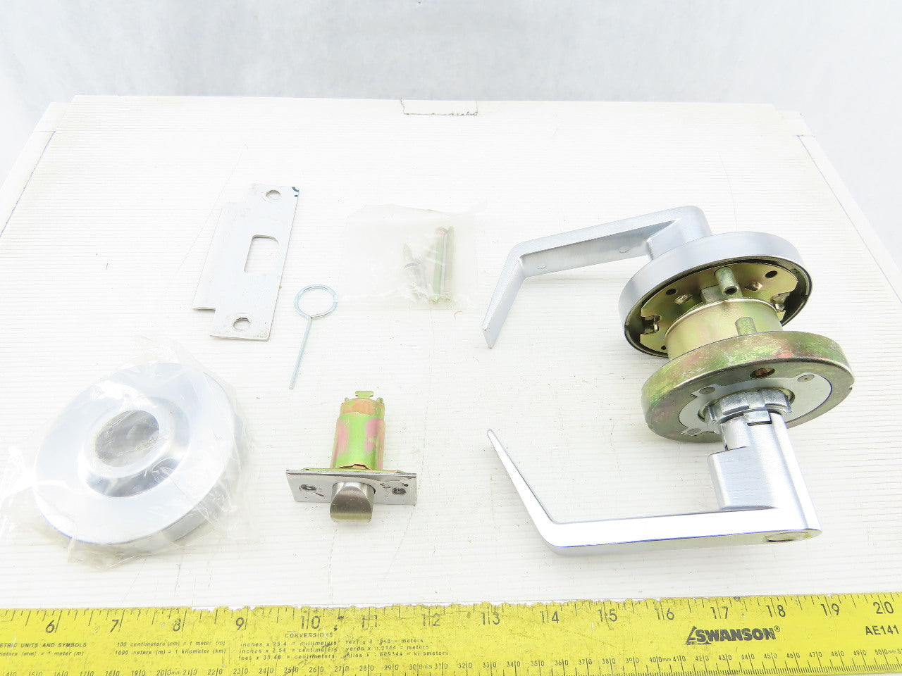 Arrow MLX72 SB 26D 306 R23 Privacy Door Cylindrical Non Locking Lever Set