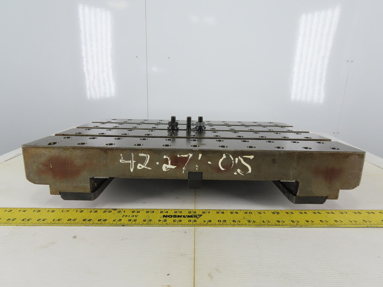 CNC Machine Pallet Shuttle 15-3/4" x 23-1/2" 14-1/2" Way Clearance 1" T Slots