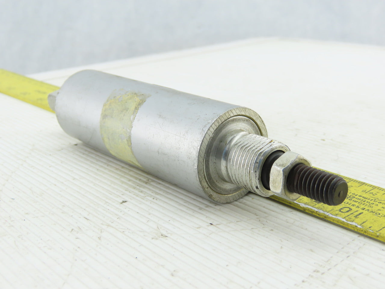 ARO 0318-1009-020 1-3/8" Bore 2" Stroke Double Acting Air Cylinder