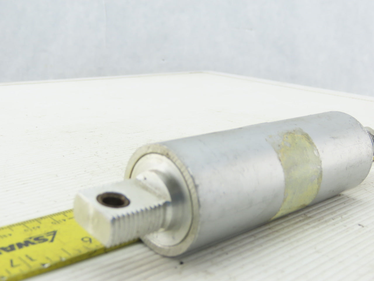 ARO 0318-1009-020 1-3/8" Bore 2" Stroke Double Acting Air Cylinder