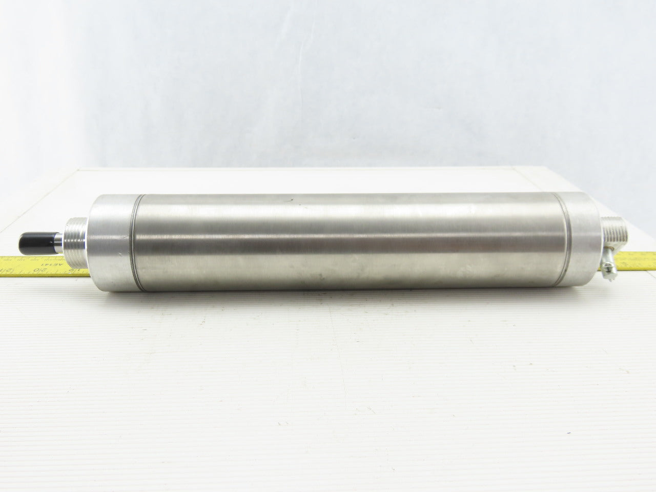 Norgren RP250X9.000-DAP 2-1/2" Bore 9" Stroke Double Acting Air Cylinder